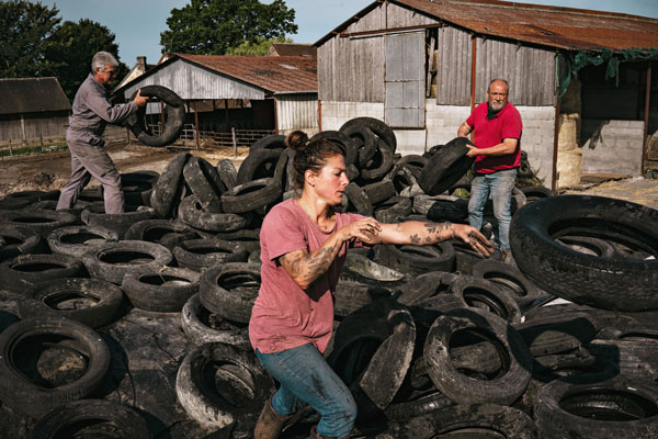 Pierre Gely For Dark LOVE BOAT Les Photographiques